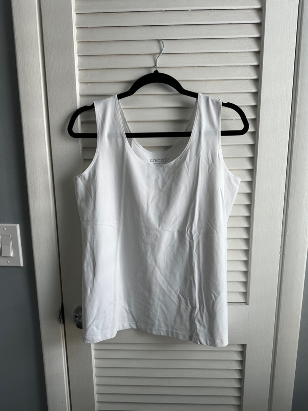 Chico’s white tank top size 2 Large